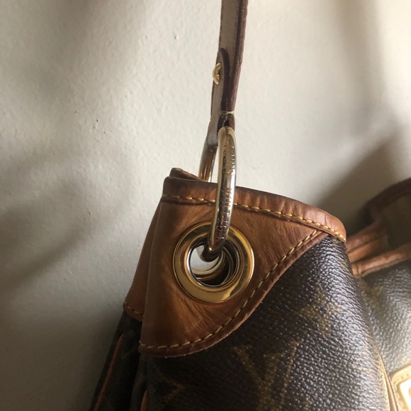 Louis Vuitton bag 💖 - Picture 4 of 15